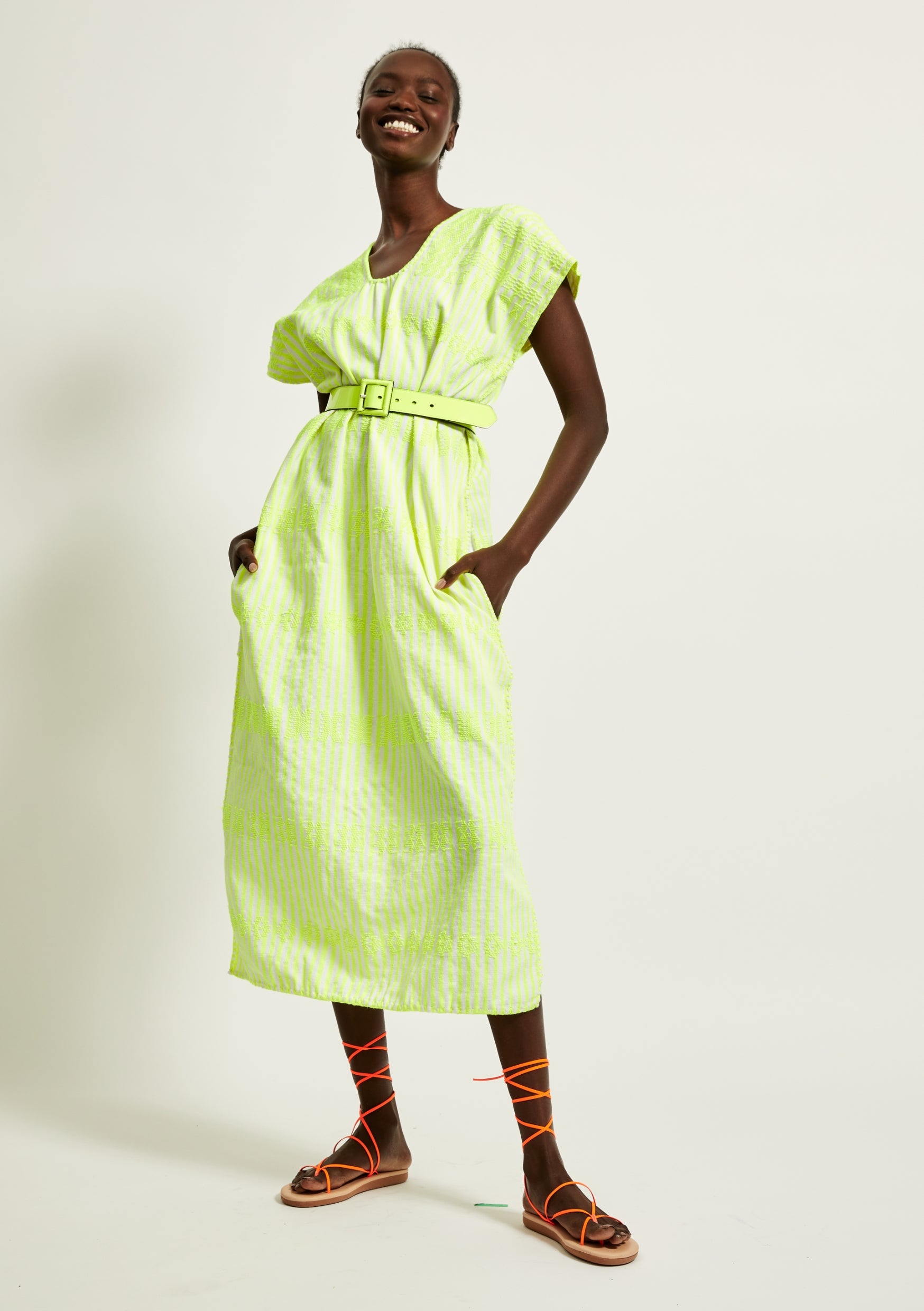 featured-hover